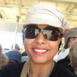 Meet your Posher, Liza